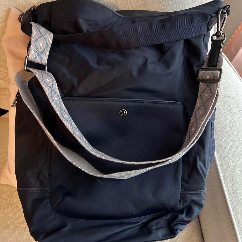 Navy Blue Lululemon Gym Bag